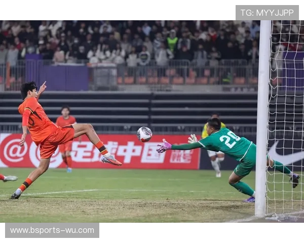 亚洲杯赛场：从历史到现代化转型的足球发展之路